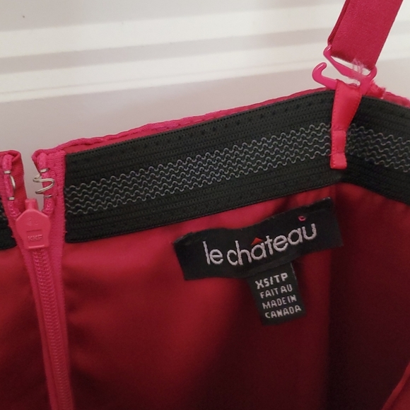 Le Château Bright Pink Sheath Dress – Shiny Cocktail Party - Picture 6 of 9